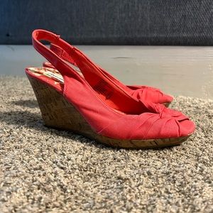 American Eagle pink wedges